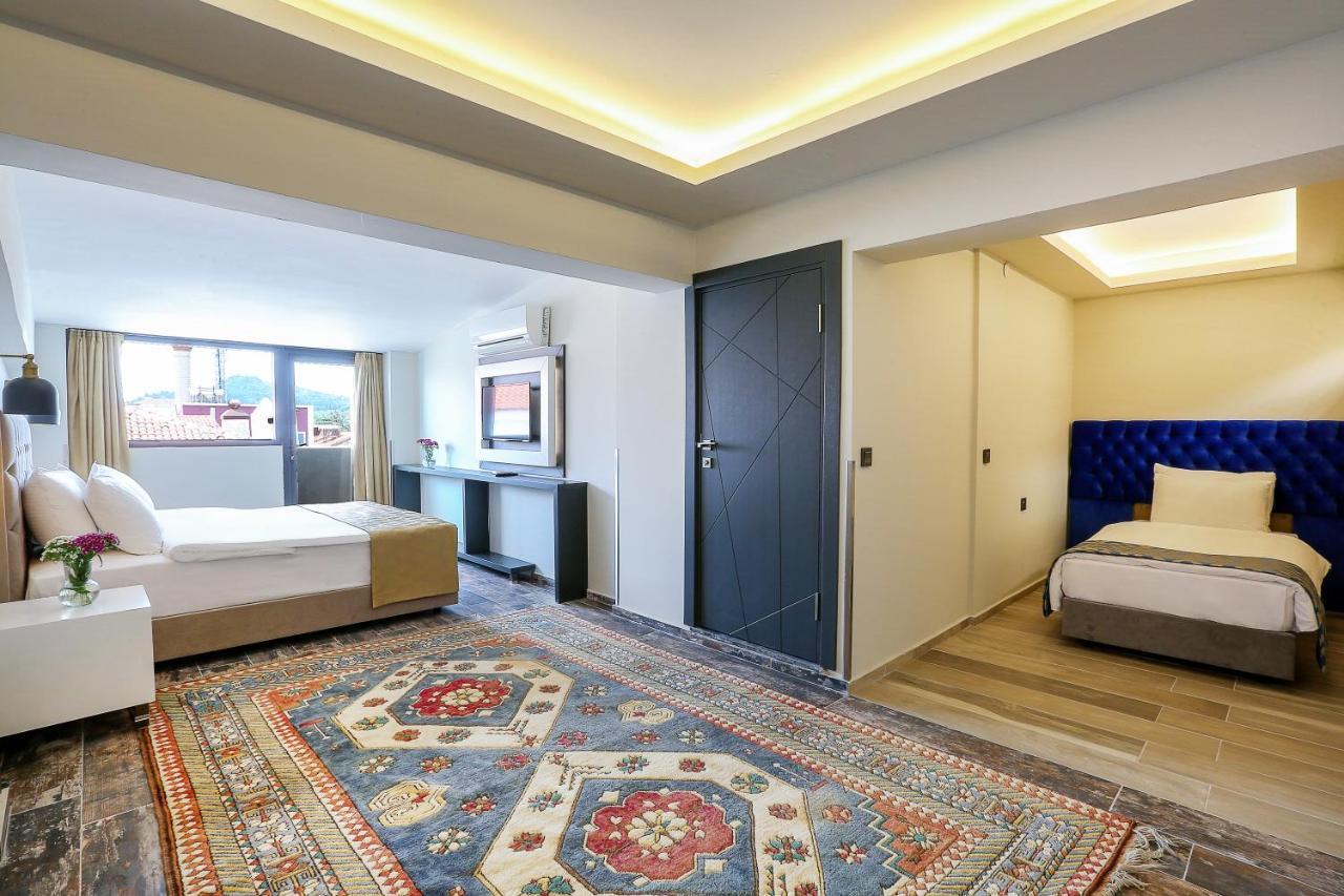 Urla Pera Hotel ภายนอก รูปภาพ