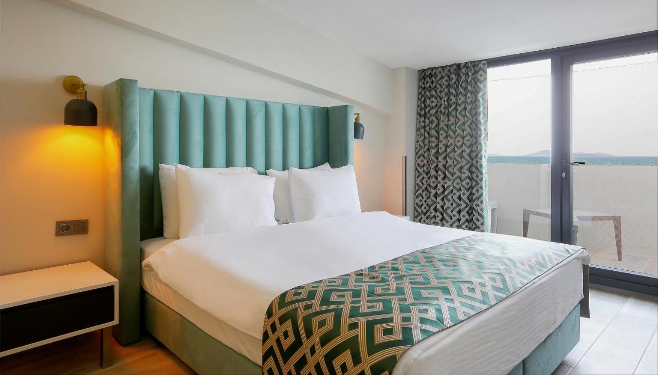 Urla Pera Hotel ภายนอก รูปภาพ