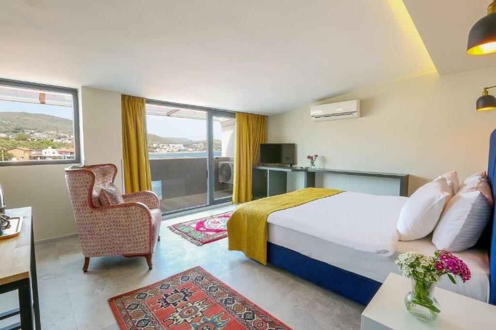 Urla Pera Hotel ภายนอก รูปภาพ